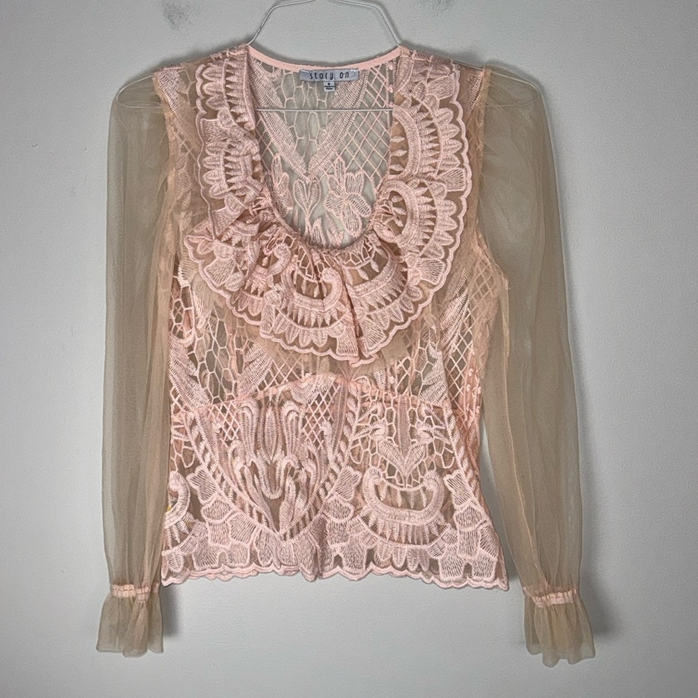 Story On Pink Lace Small Blouse
